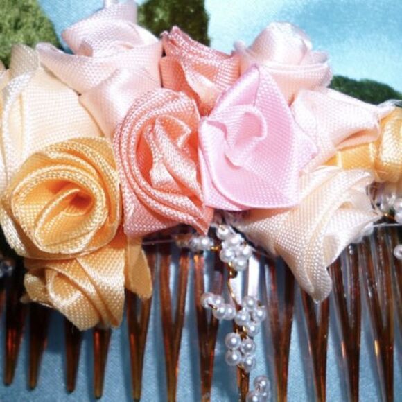 VTG Silk pastel colors Rose Peach and Pearl Facinator-artisan made-bridal-party - Picture 2 of 4